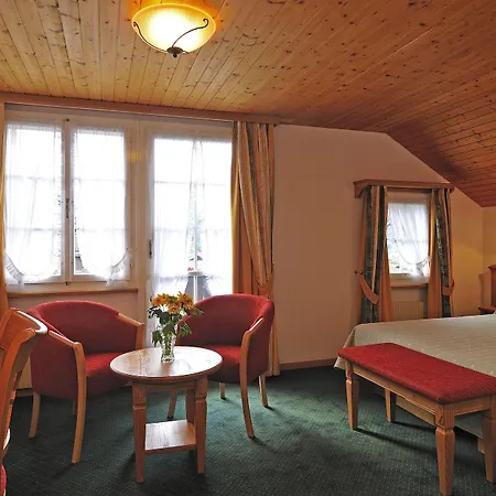 Swiss Szálloda Unterseen