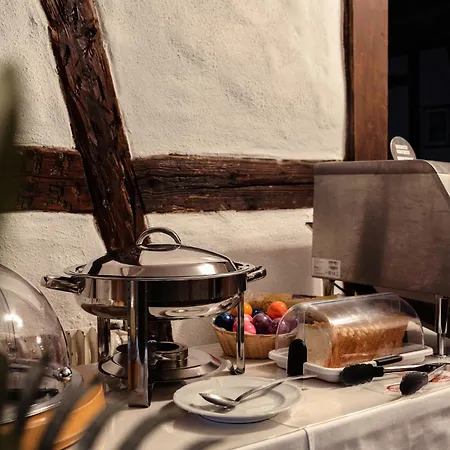 מלון Swiss Unterseen