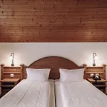 ホテル スイス 3*